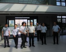 <b>山西省民營經(jīng)濟發(fā)展局樊偉強局長、運城經(jīng)濟技術(shù)開發(fā)區(qū)副主任魯若鵬一行蒞臨</b>